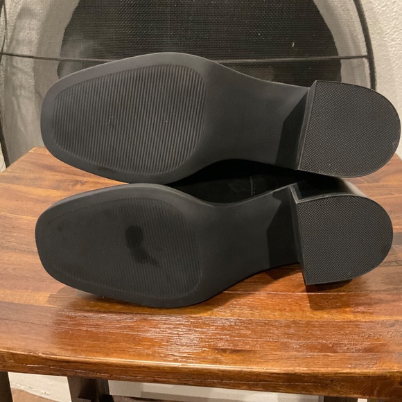 Steve Madden Romney Bootie Balck Suede size 7 - Picture 7 of 8